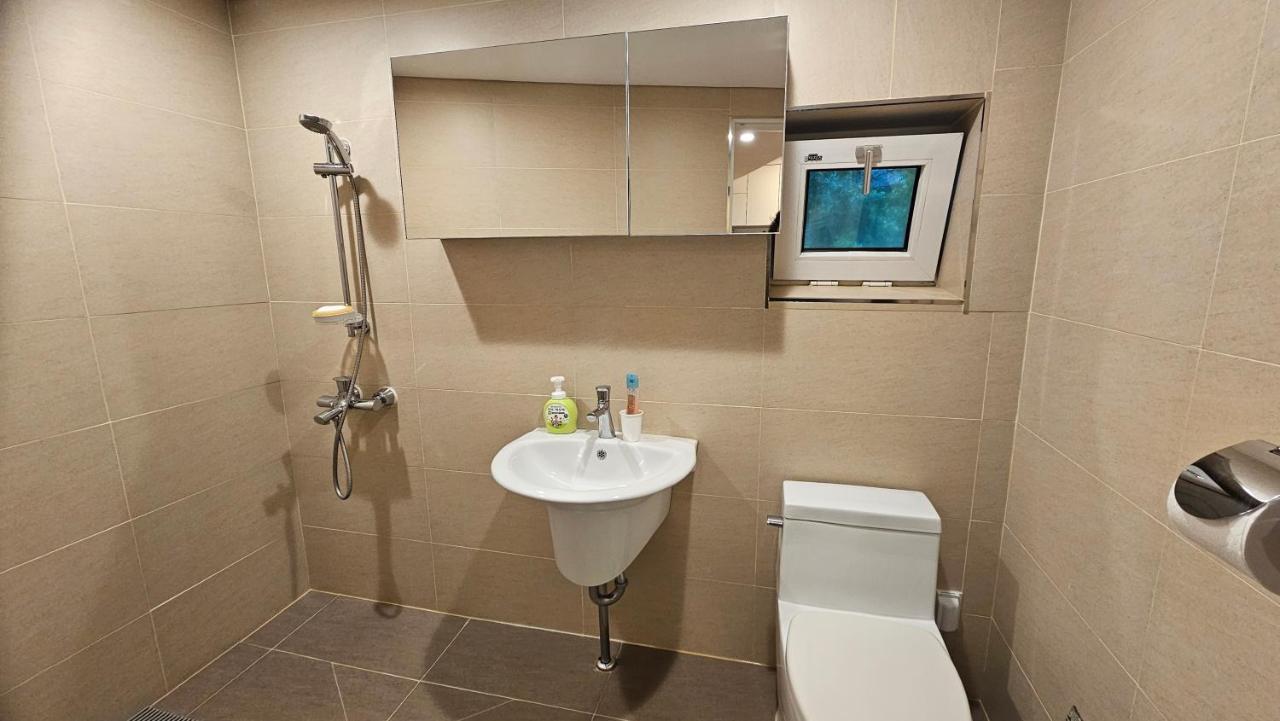 Guesthouse The Kims Seoul Ngoại thất bức ảnh